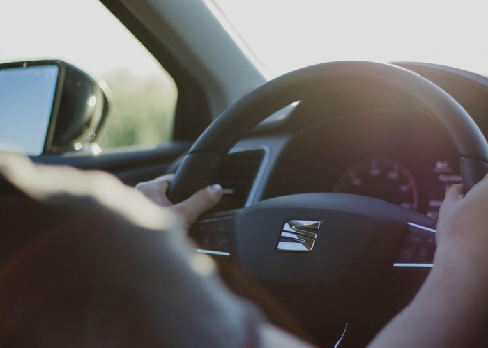 Tips Aman Berkendara Saat Mudik, Cek Kondisi Kendaraan dan Tetap Waspada 