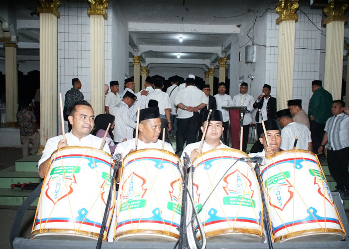 Plt Bupati  Bersama Forkopimda Labuhanbatu Lepas Pawai Takbiran Keliling Idul Adha 1445 H