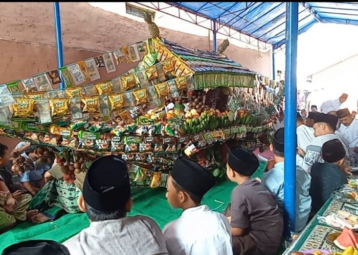 Warga RT 003 RW 01 Kelurahan Bunder Memperingati Maulid Nabi Muhammad SAW 1445 H