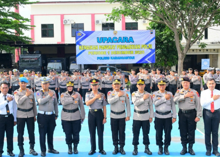 Polres Karanganyar Gelar Upacara Kenaikan Pangkat Penghargaan  Wujud Apresiasi Polri Atas Loyalitas Personel