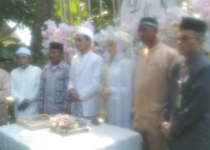 Pernikahan Deden Daenuri, S.E. dan Nadya Ramadhani Berlangsung Penuh Kebahagiaan
