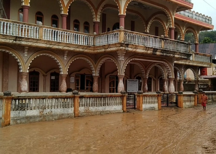 Desa Jambur Kecamatan Panyabungan Utara Mandailing Natal Dilanda Banjir