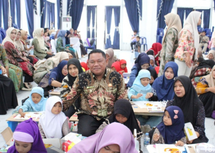 Wakil Bupati Labuhanbatu Perkenalkan Batik Sebagai Warisan Bangsa