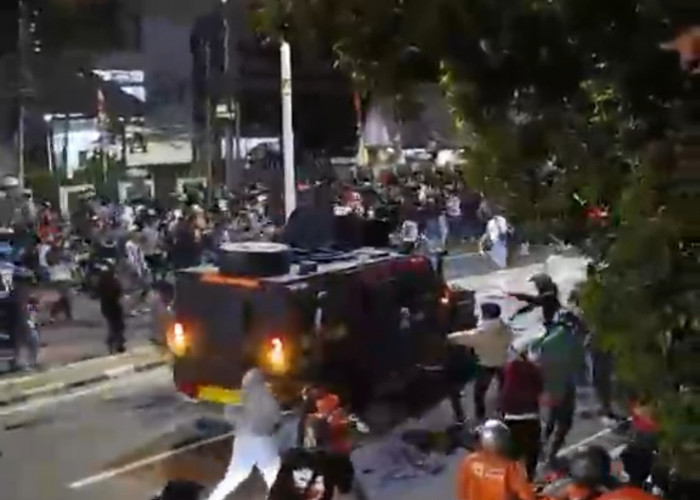 Langit Jakarta Menangis,  Affan Kurniawan dan Duka yang Menyayat