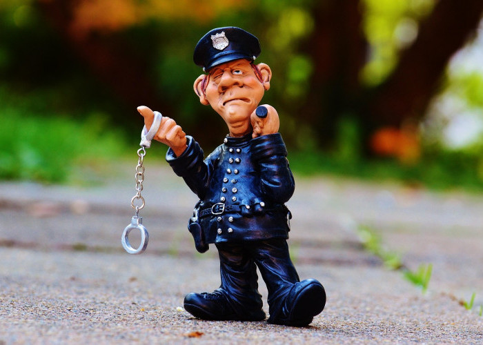 Aparat Penegak Hukum Kudu Periksa Pengajuan Personil KPU