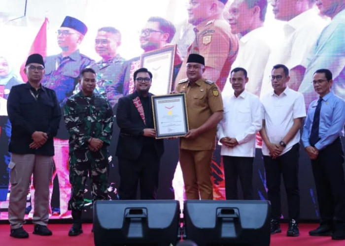 Kab Bogor Cetak Sejarah: Pecahkan Rekor MURI 80 Jam Pelayanan Publik Non-Stop, Sabet Juara Umum Apkasi Expo