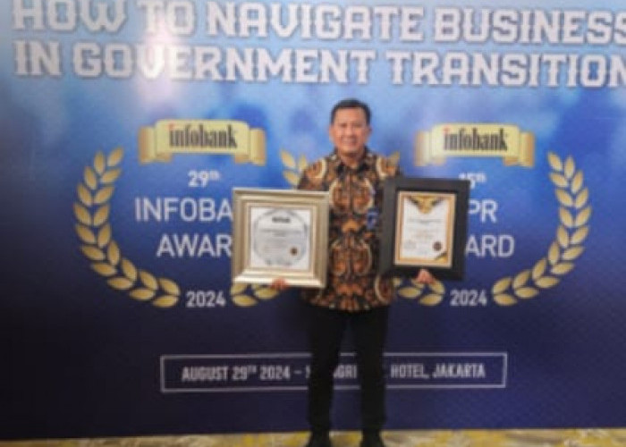 Empat Kali Dalam Setahun Bank Daerah Karanganyar Raih Platinum Award Dari Infobank