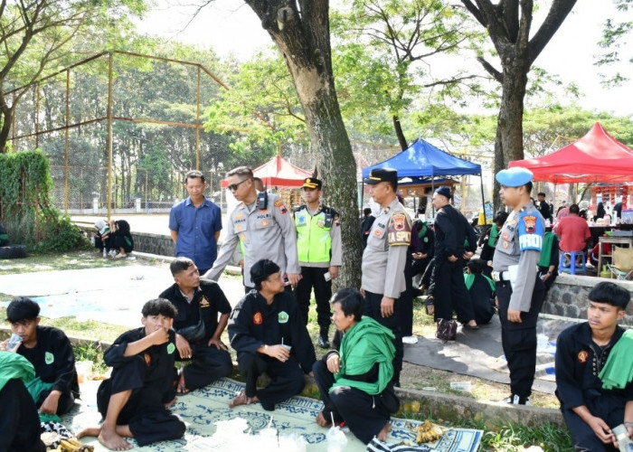 Polres Karanganyar Siagakan Personel, Kapolres Pimpin Pengamanan Pembaiatan Pagar Nusa