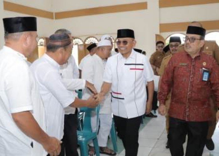 Personel Polsek Lawe Alas Lakukan Pengecekan Ketahanan Pangan di Kebun Cabe Warga Desa Pasir Nunang