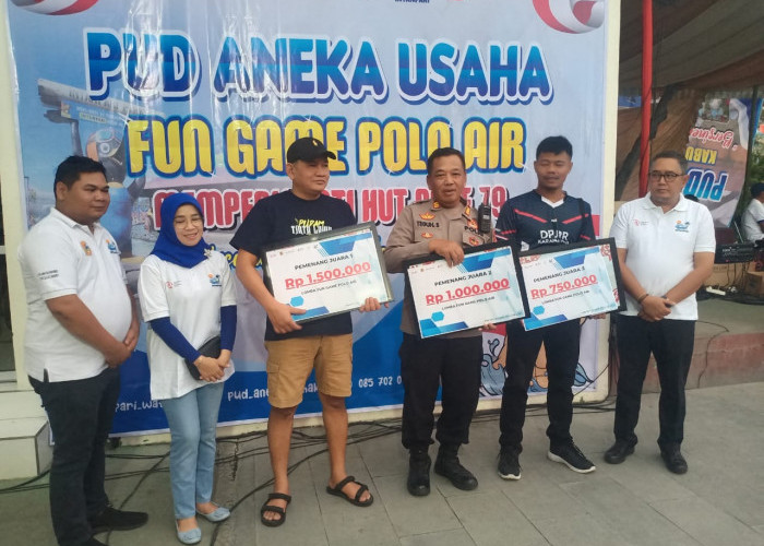 Sambut HUT RI 79, Semarak Lomba Polo Air Diikuti Semua OPD dan BUMD di Karanganyar