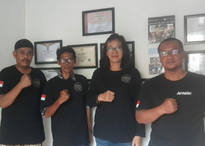 Halal Bihalal Harian Online AktualNews Bersama Para Anak Yatim dan Janda Sekitar di Cibungbulang Bogor