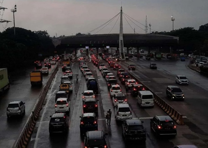 Lebih dari 1,3 Juta Kendaraan Lintas Tol Tangerang -Merak, Volume Ini Naik 7 Persen Pada H-2 Lebaran 