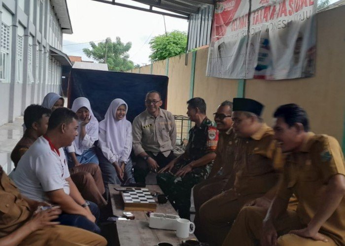 Komsos Dengan Guru, Babinsa Dorong Pendidikan Berkualitas