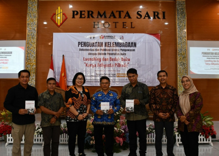 Bawaslu Karanganyar Luncurkan Buku, Bawaslu Suguhkan Catatan Pengawasan Pilkada