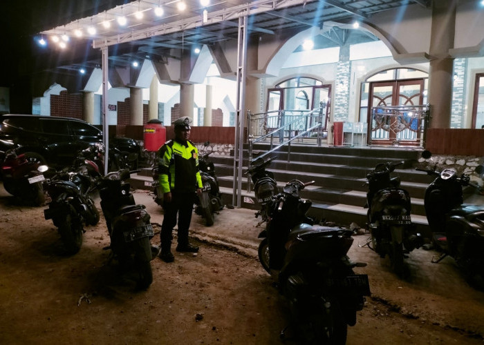 Sat Lantas Polres Simalungun Gelar Blue Light Patrol Jaga Kenyamanan Sholat Tarawih