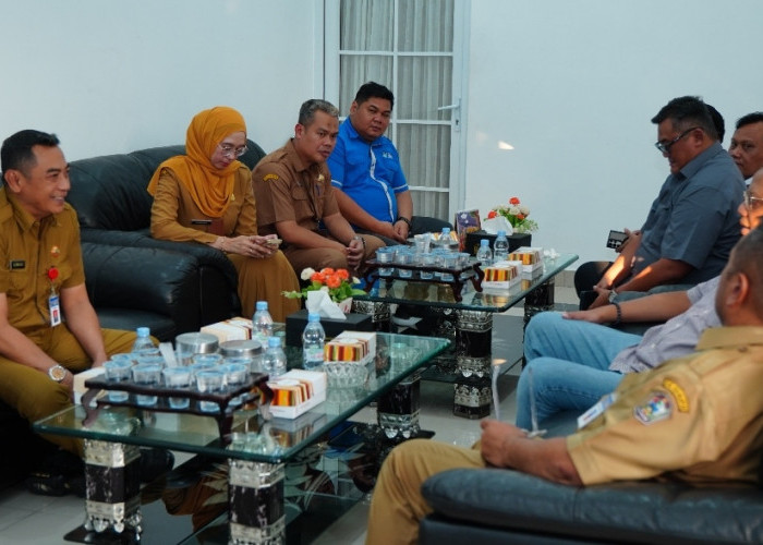 Pemkab Karanganyar Salurkan Insentif Rp149,4 Juta bagi 177 Pengabdi Keagamaan di Jenawi