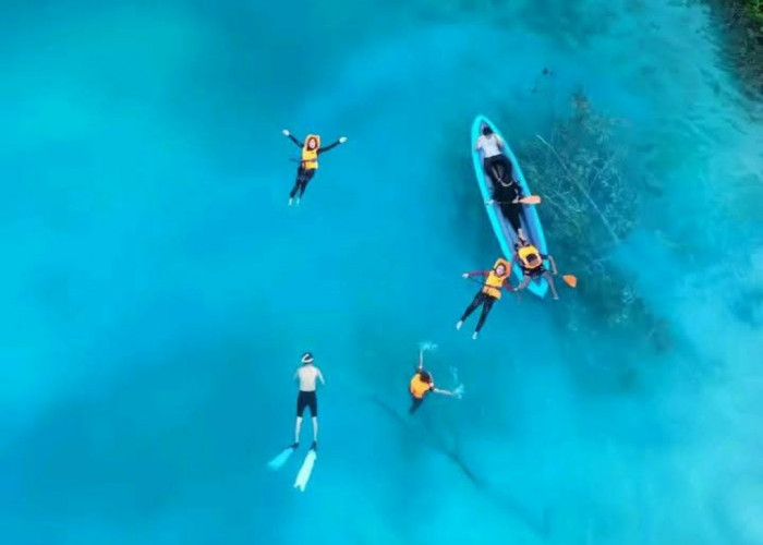 Danau Biru Pancajaya,  Permata Tersembunyi Eks Tambang di Muara Kaman