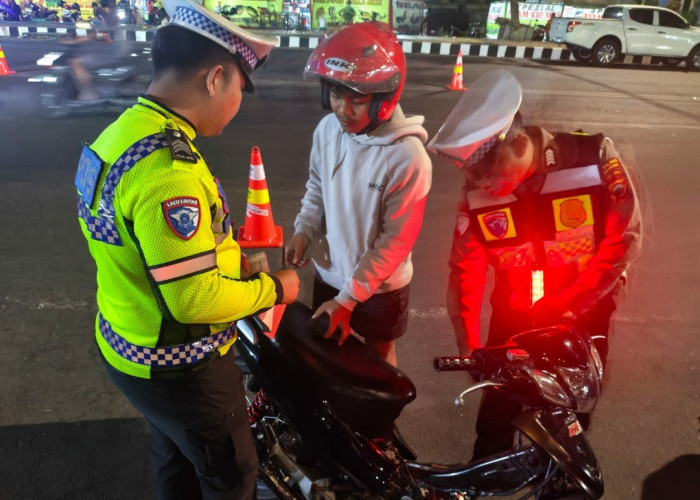 Knalpot Brong Bikin Bising, 5 Motor Ditilang Polisi di Jalan Lawu Karanganyar