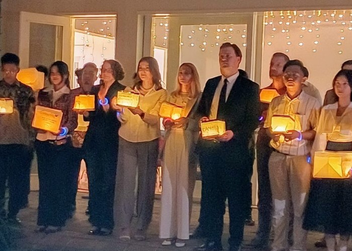 Jakarta Diterangi untuk Menghormati Para Pahlawan Kemerdekaan dan Persahabatan Indonesia - Rusia