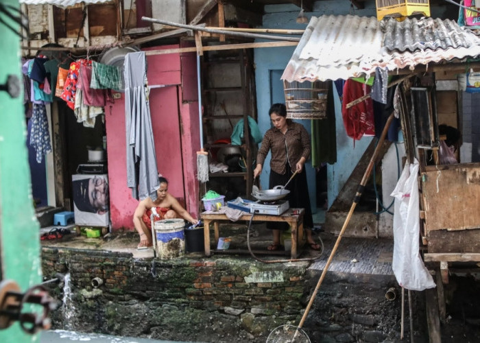 Narasi Warga Jakarta Yang Tolak Rekam Digital Cagub