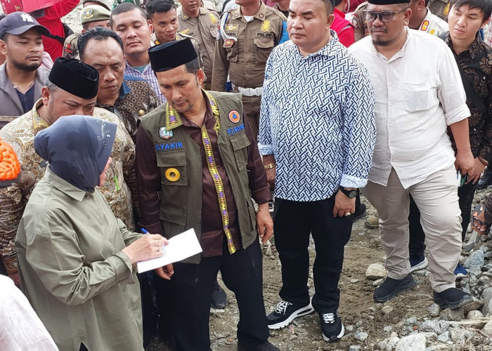 Mentri Sosial RI Tri Rismaharini Kunker Ke Aceh Tenggara Disambut Hangat Kajari Ibu Erawati Beserta Jajaran