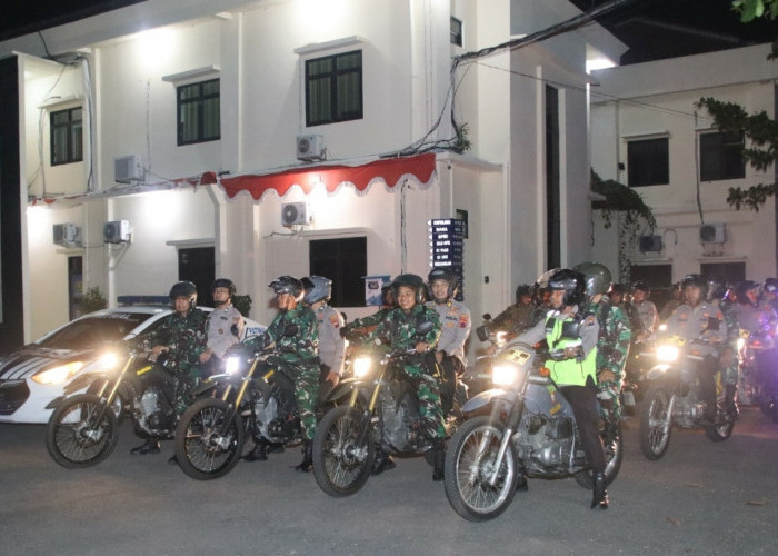 Situasi Kondusif Malam Aman di Karanganyar, TNI-Polri Gelar Apel Siaga dan Patroli