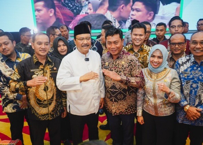 Bupati Maya Dukung Sekolah Rakyat Untuk Pendidikan Gratis di Labuhanbatu 