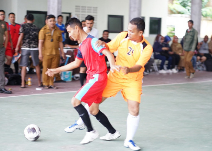 Wabup Buka Turnamen Futsal KORPRI se - Kabupaten Labuhanbatu