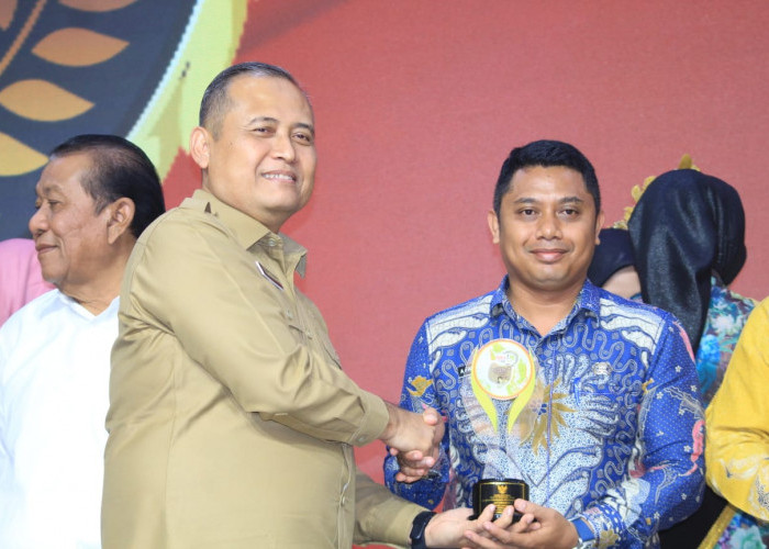Kabupaten Labuhanbatu Raih Anugerah Keterbukaan Informasi Publik