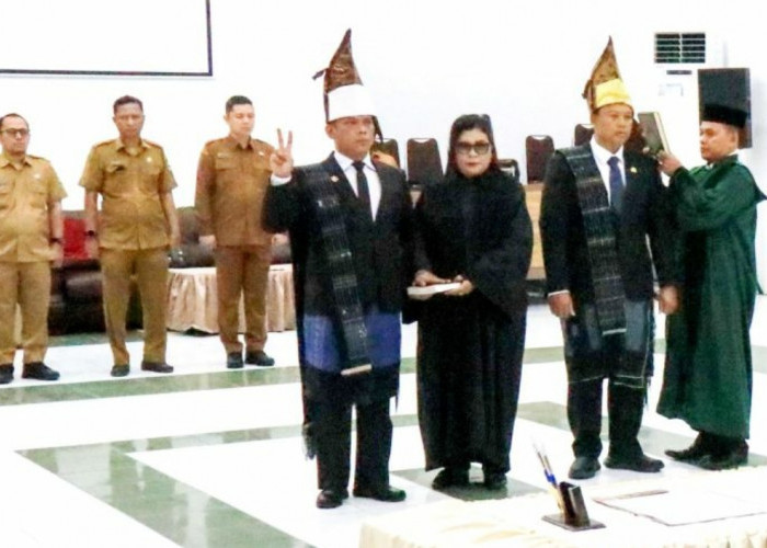 Walikota Siantar Lantik Sekda dan Kadis Damkarmat