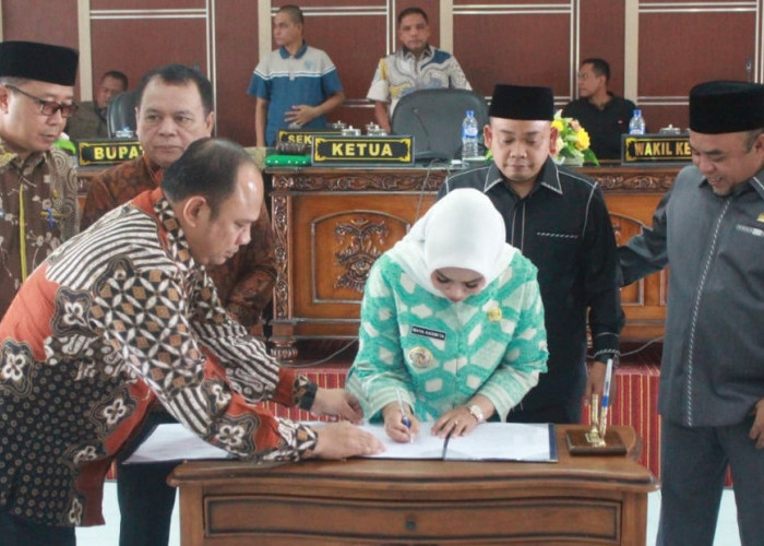 Bupati Bersama DPRD Tandatangani Nota Kesepakatan KUA, PPAS APBD Kabupaten Labuhanbatu TA 2026
