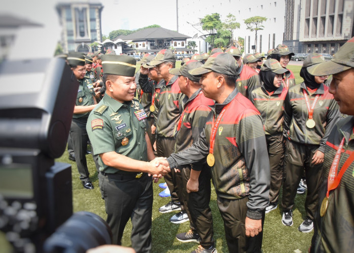Pangdam Jaya Menghadiri Acara Penerimaan Kontingen TNI AD