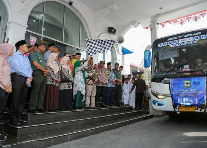 Wali Kota Pematangsiantar Susanti Lepas 198 Orang Calhaj