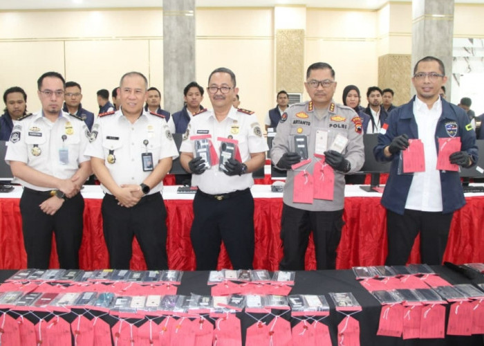 Polda Jateng Bersama FBI Ungkap Penipuan Online di Solo Raya, 39 Tersangka Diamankan