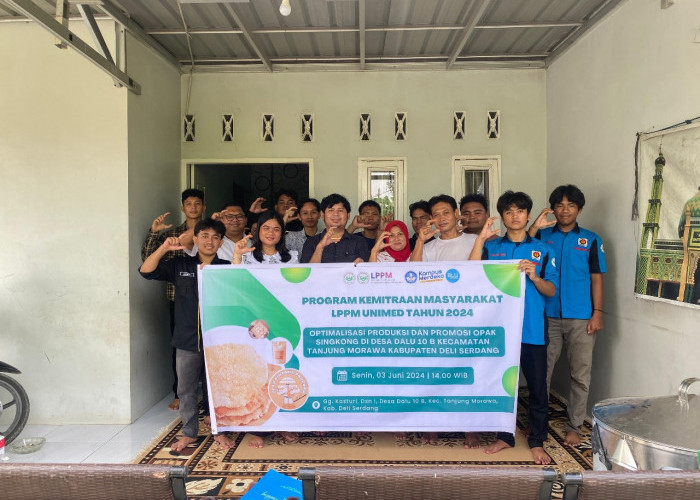 Tim PKM UNIMED Tingkatkan Produksi dan Promosi Opak Singkong di Desa Dalu 10 B