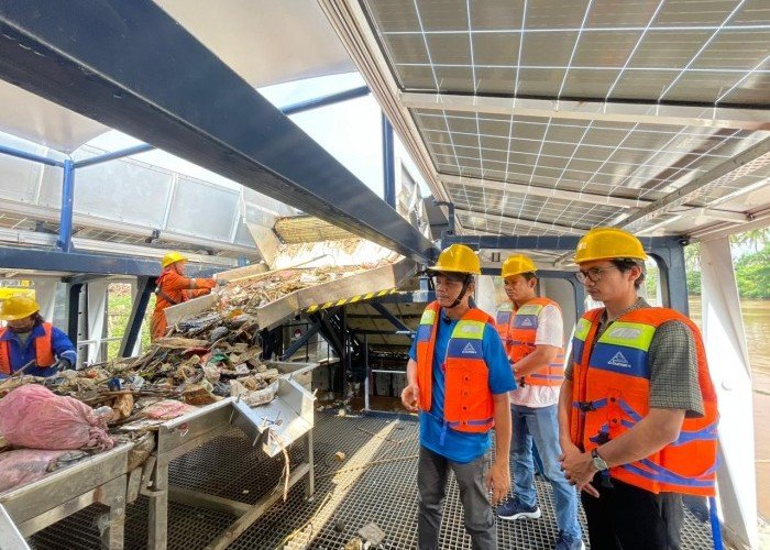 Inovasi dan Kolaborasi Lintas Wilayah, DLHK Tangerang Tangkal 15 Ton Sampah Sungai Masuk ke Laut