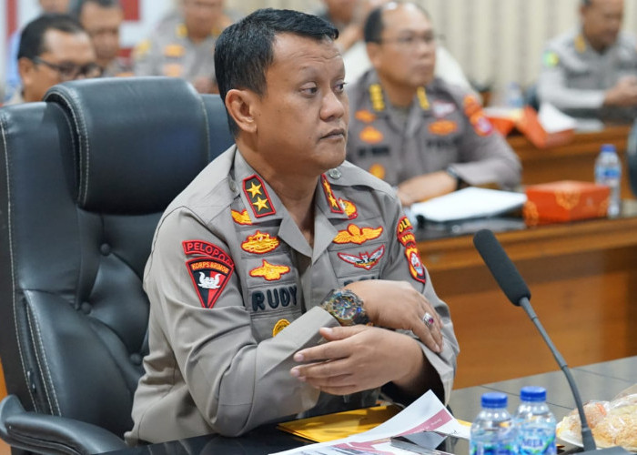 Polda Banten Ikuti Anev Situasi Kamtibmas Terkini dan Posko Presisi Dalam Rangka Persiapan Pelaksanaan Pemilu 