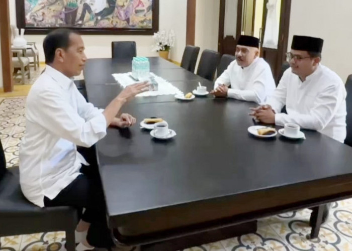 Jokowi: Mas Ilyas, Pak Tri Saya Titip Karanganyar Tetap Blusukan dan Perhatikan Petani dan Insfratruktur