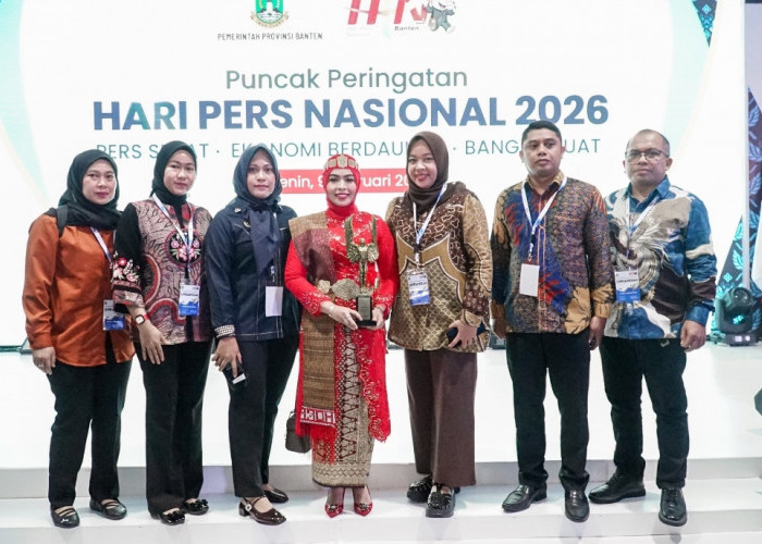Bupati Labuhanbatu Terima Anugerah Kebudayaan PWI Pusat 2026 di Puncak HPN Banten