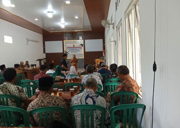 Kepala Desa Plosorejo Lantik Kasi Pelayanan Baru, Tekankan Sikap Melayani dengan  Ikhlas dan Sabar 