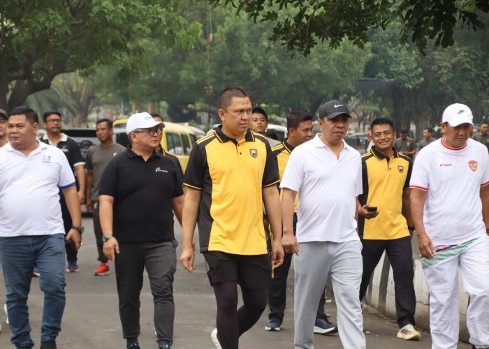 Semarak Hari Bhayangkara Ke-79, Polres Karanganyar Gelar Olahraga Bersama dan Bakti Sosial
