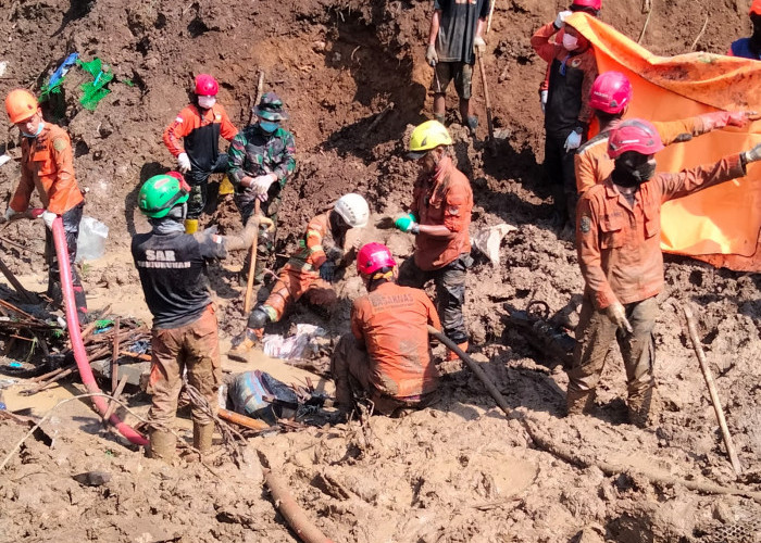Korban Keempat Longsor Desa Bumirejo, Kesamben, Blitar, Berhasil Ditemukan