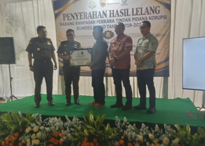 Kejari Kembalikan Rp370 Juta Aset Korupsi BUMDes Berjo,  Momentum Bangkitkan Ekonomi Desa