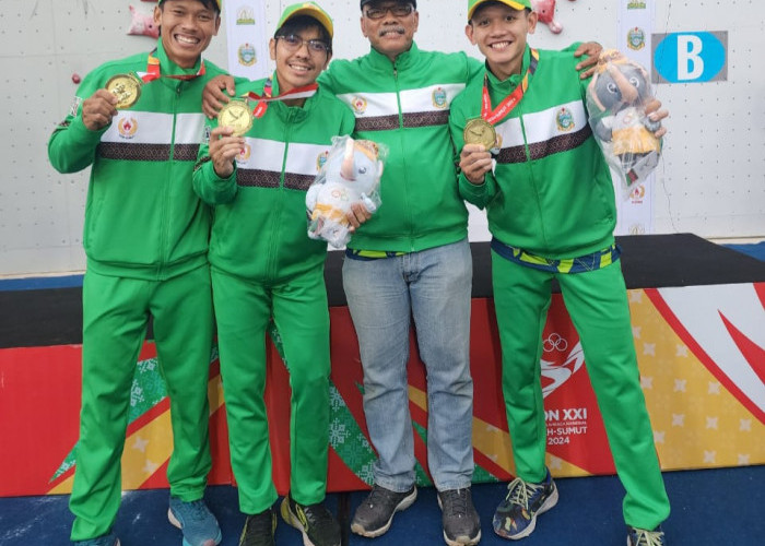 Mahasiswa FIK Unimed Raih Medali Emas di PON XXI untuk Panjat Tebing Speed Relay Putra