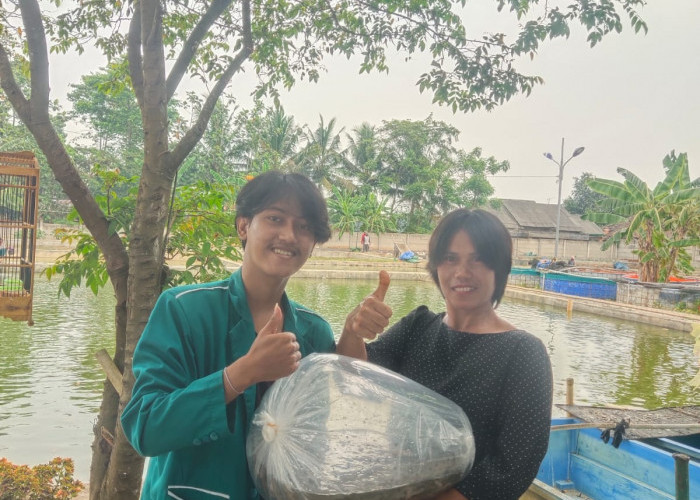 KKM STISNU Nusantara Tangerang Berikan Seribu Bibit Lele Bagi Pembudidaya Ikan di Desa Cireundeu
