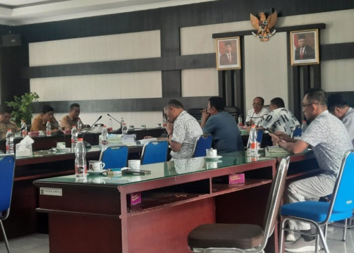 Rapat Pansus LKPJ di DPRD Simalungun Dihentikan, Sejumlah Pimpinan OPD Tak Hadir