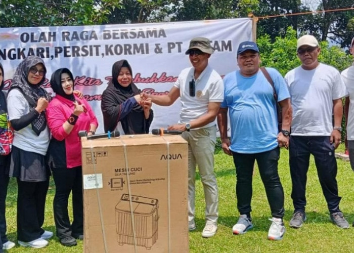 PT Antam UBPE Gelar Senam Sehat Bersama Forkopincam Nanggung, Wujudkan Sinergitas TNI-Polri dan Masyarakat