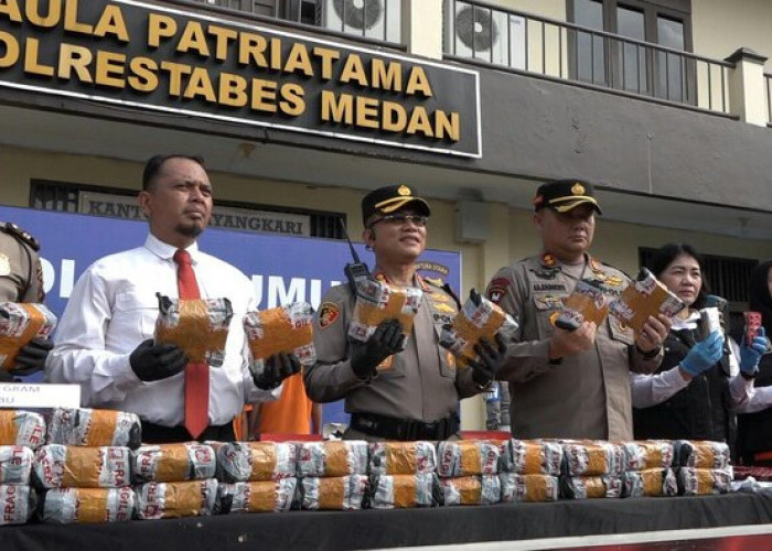Polrestabes Medan Puluhan Ribu Kilogram Sabu dan Ribuan Butir Happy Five Musnahkan