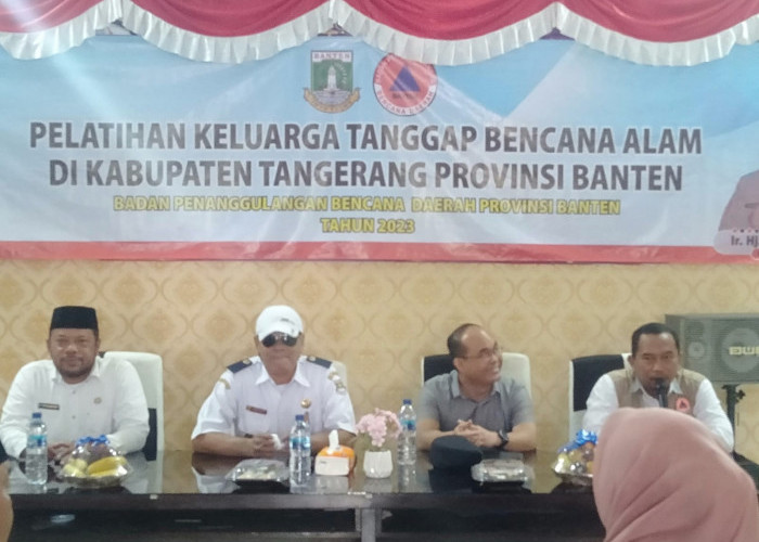 BPBD Provinsi Banten dan Ketua komisi V DPRD Provinsi Banten Gelar Pelatihan Keluarga Tanggap Bencana Alam