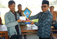 Peringati HUT Partai Demokrat ke 22 Suwandi SH Gelar Pestival Layang-layang untuk Masyarakat di Pasir gintung 